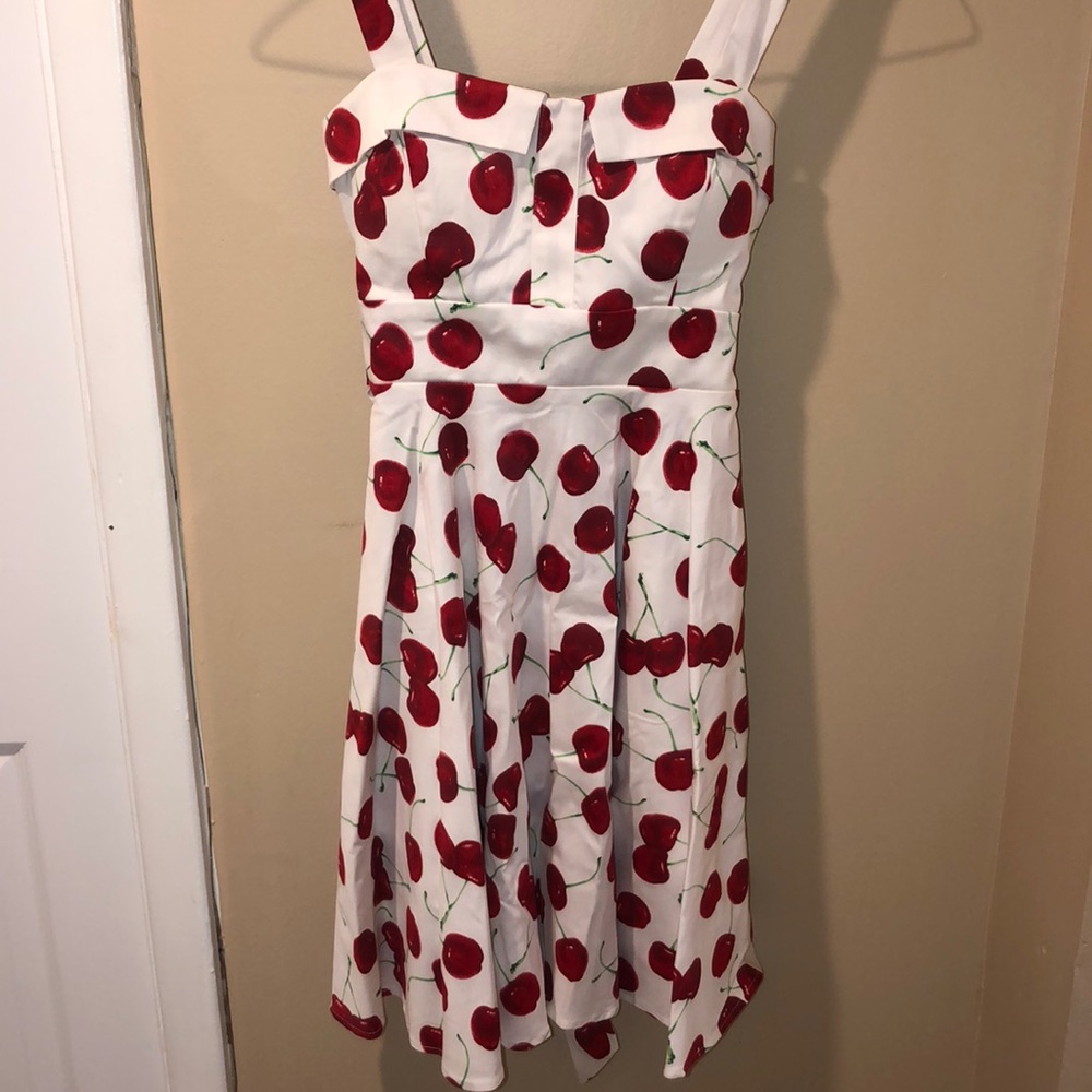 ModCloth Cherries Summer Dress🍒👗